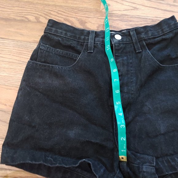 Vintage 80's GUESS? High Waist Demin Shorts - Picture 5 of 8